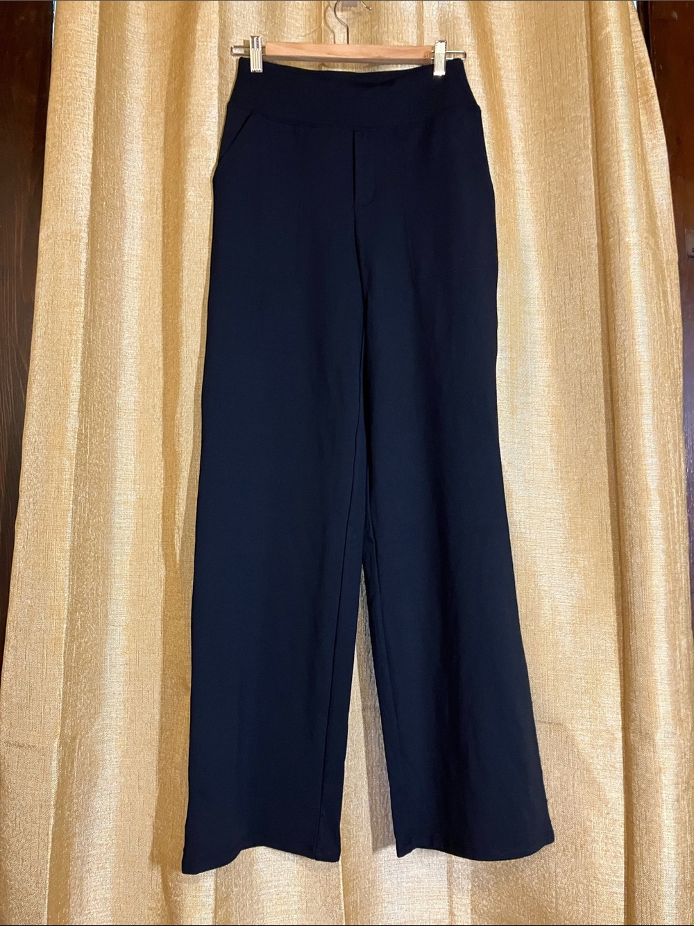 Sleek Black Wide-Leg Women's Pants